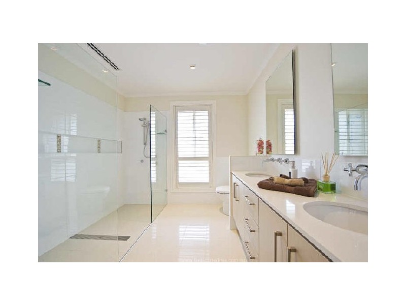 53 Arnott Crescent, Warriewood NSW 2102