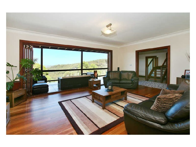 24 Amaroo Avenue, Elanora Heights NSW 2101