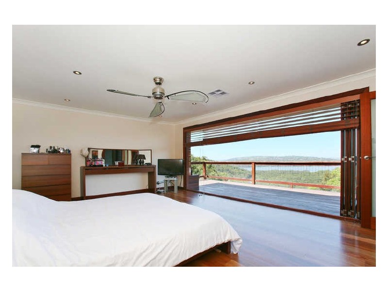 24 Amaroo Avenue, Elanora Heights NSW 2101