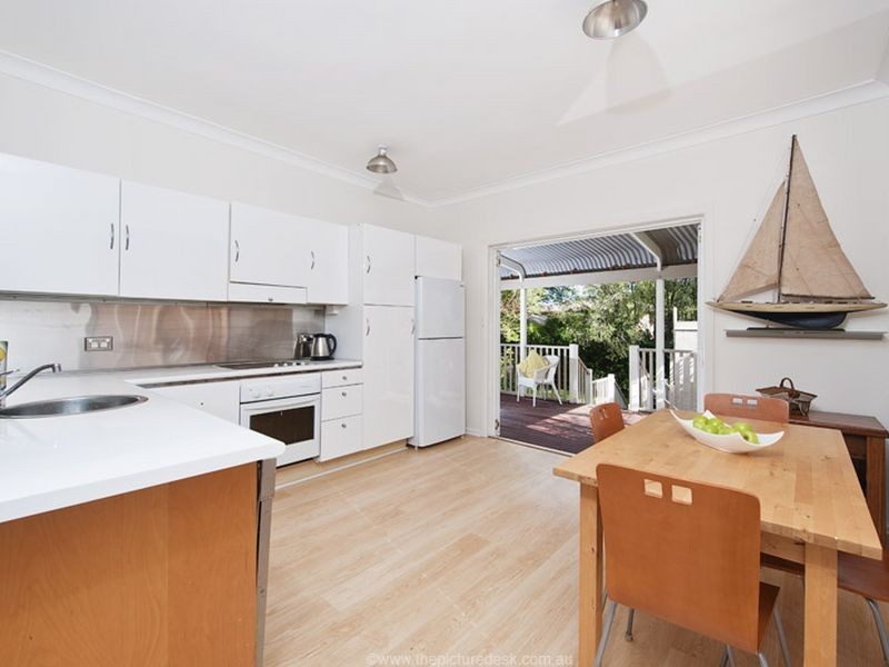 4 Mirrool Street, North Narrabeen NSW 2101