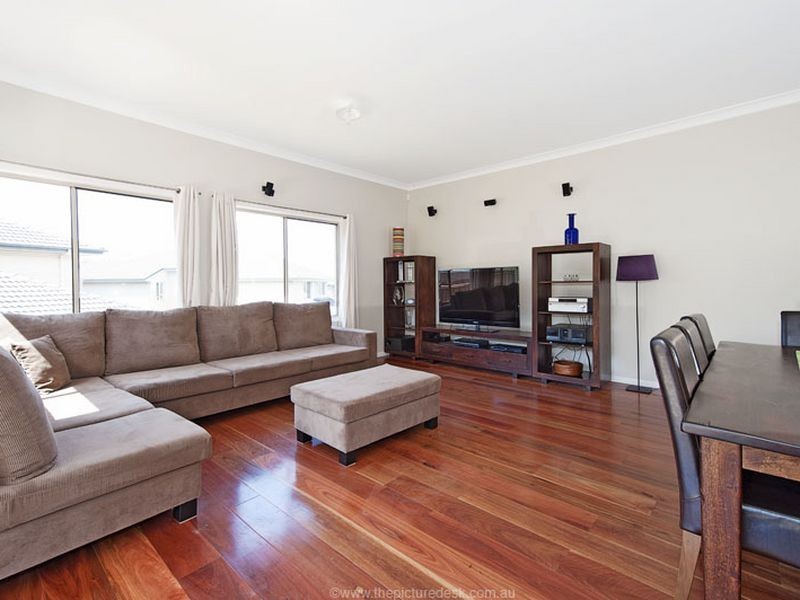 43 Orchard Street, Warriewood NSW 2102