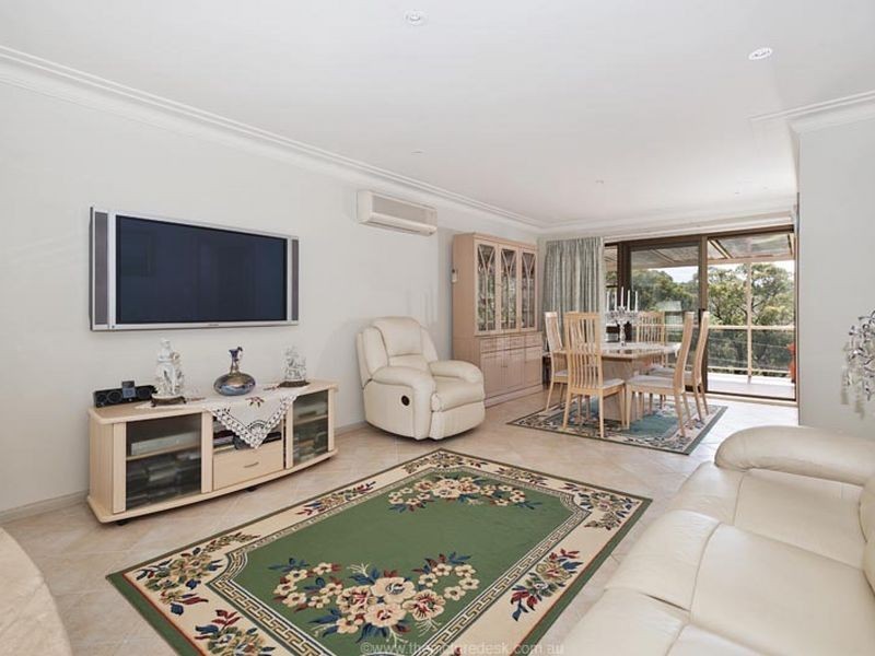 5 Brooker Avenue, Beacon Hill NSW 2100