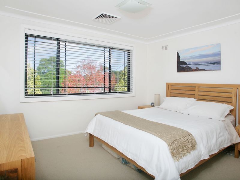 10 Koorangi Avenue, Elanora Heights NSW 2101