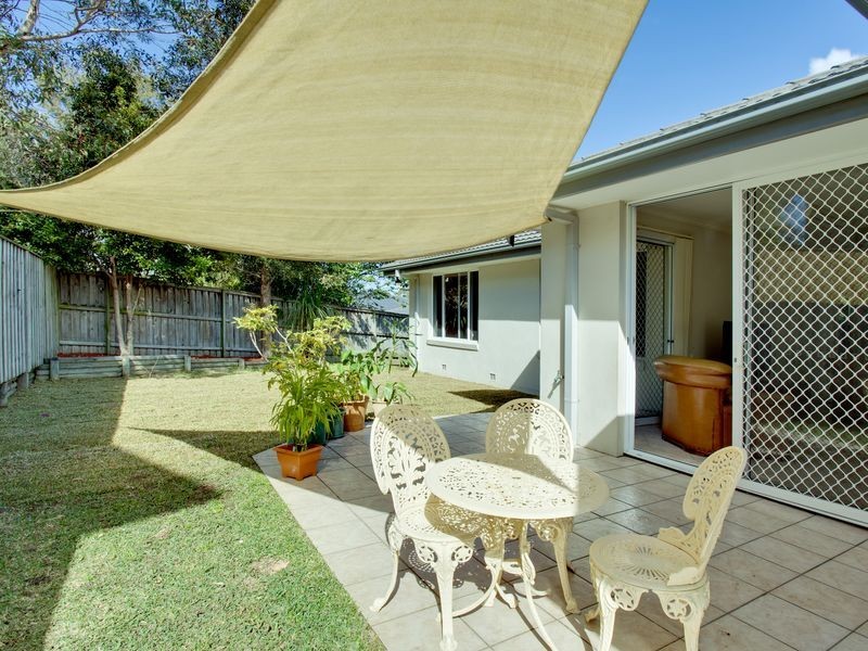 30 Streamdale Grove, Warriewood NSW 2102