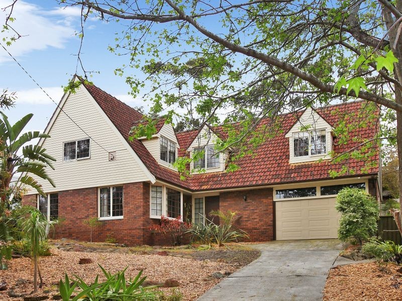 35 St Andrews Gate, Elanora Heights NSW 2101