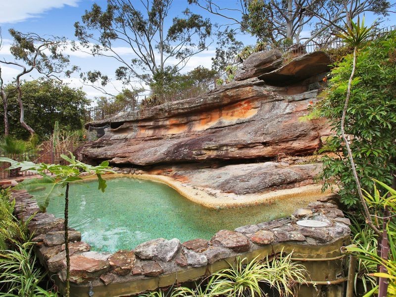 35 St Andrews Gate, Elanora Heights NSW 2101