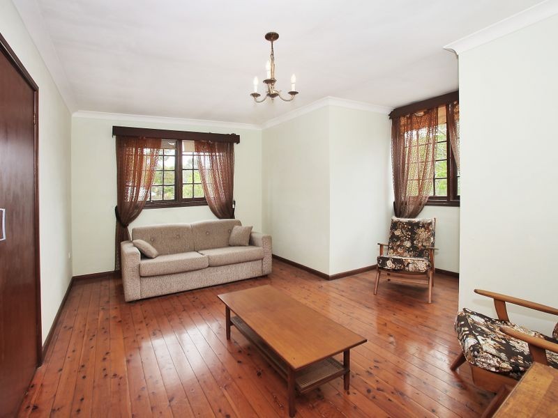 35 St Andrews Gate, Elanora Heights NSW 2101