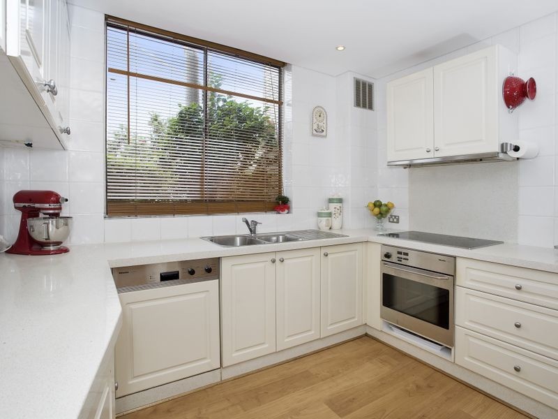 48/10 Goodwin Street, Narrabeen NSW 2101