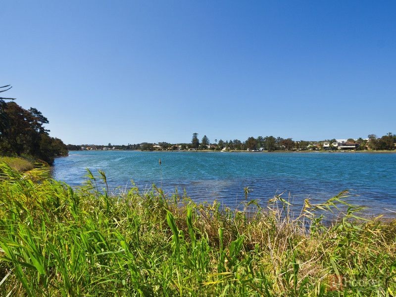 13 Nareen Parade, North Narrabeen NSW 2101