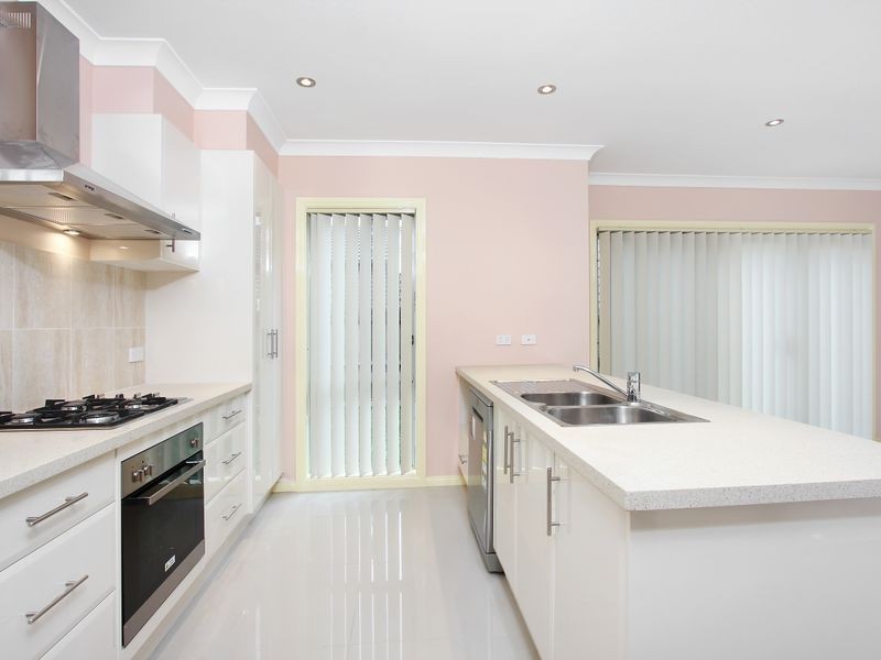 7 Melaleuca Place, Warriewood NSW 2102