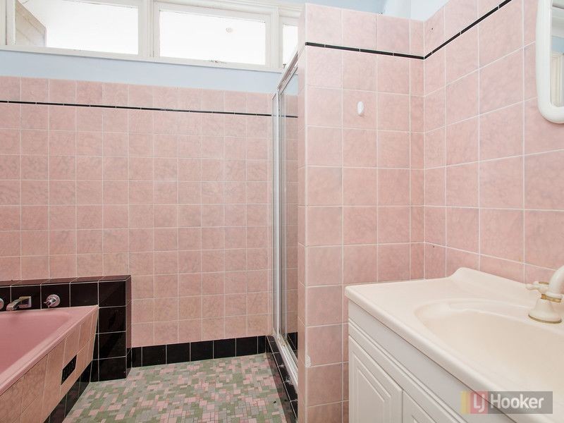 128 Elanora Road, Elanora Heights NSW 2101