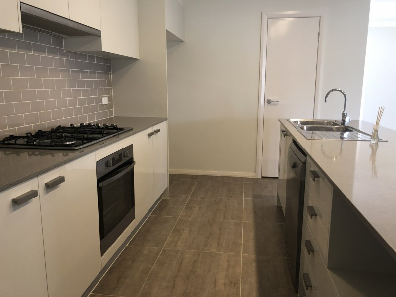 6 Tanga Road, Edmondson Park NSW 2174