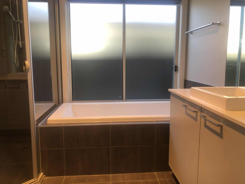 33 Neville Street, Oran Park NSW 2570