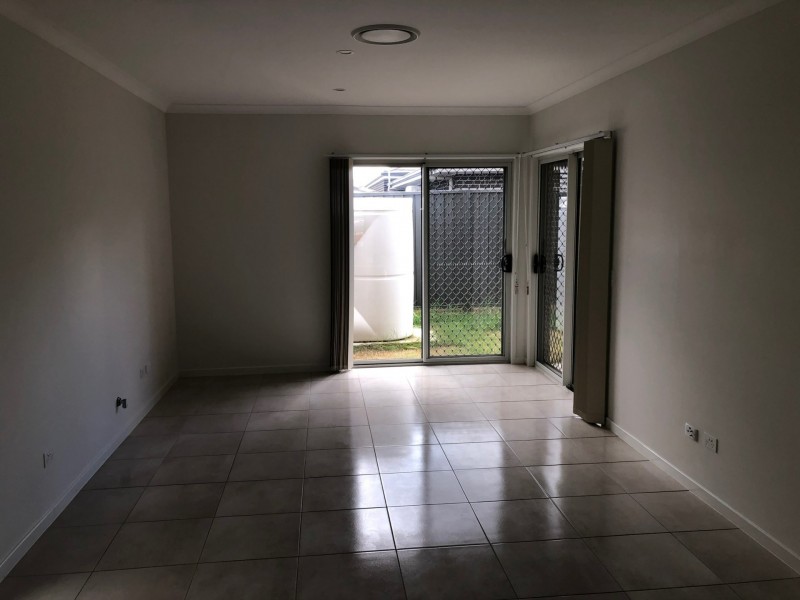 18 Glycine Street, Denham Court NSW 2565