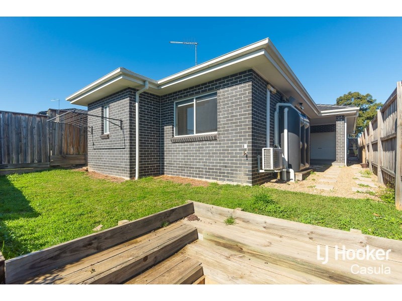 29 Woodroffe Street, Minto NSW 2566