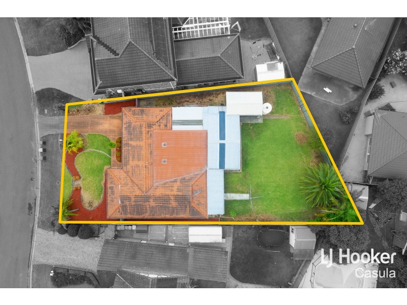 10 Flemington Close, Casula NSW 2170