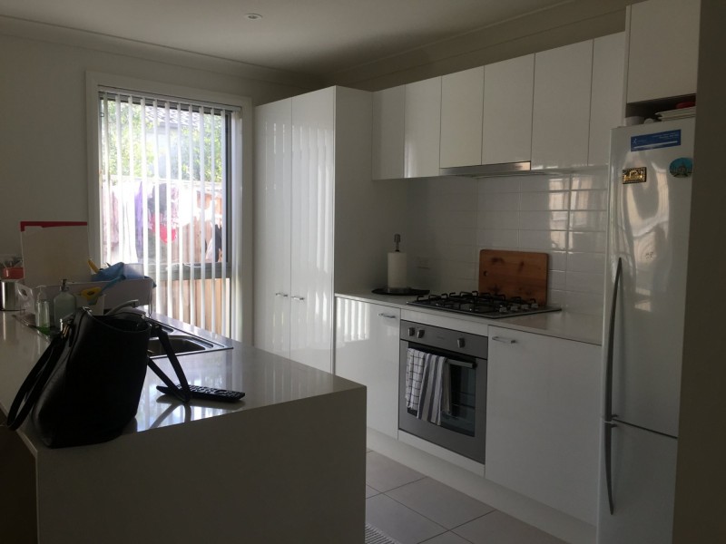 25 Three Bees Drive, Glenfield NSW 2167