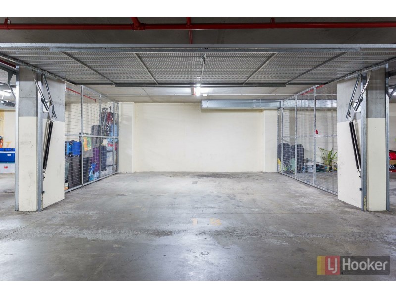 18/8-10 Browne Parade, Warwick Farm NSW 2170