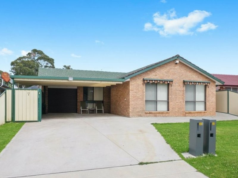 32 Ryder Road, Greenfield Park NSW 2176