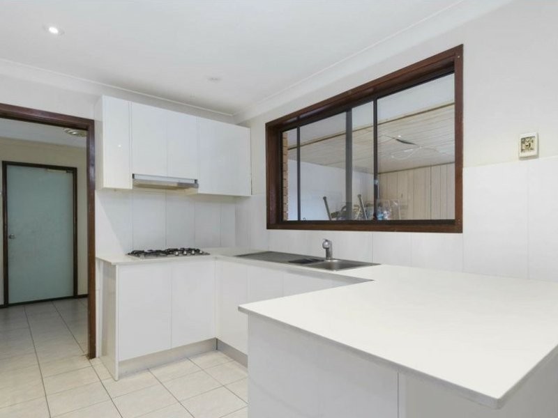 32 Ryder Road, Greenfield Park NSW 2176