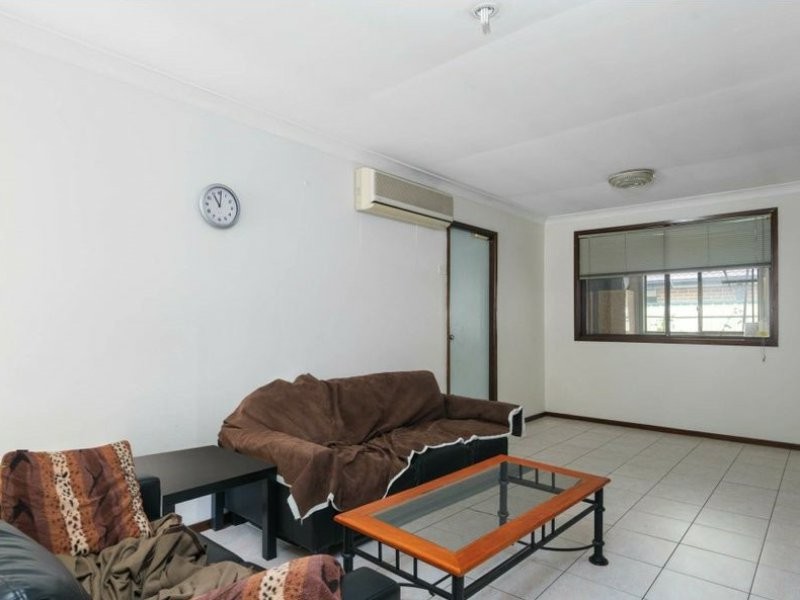 32 Ryder Road, Greenfield Park NSW 2176