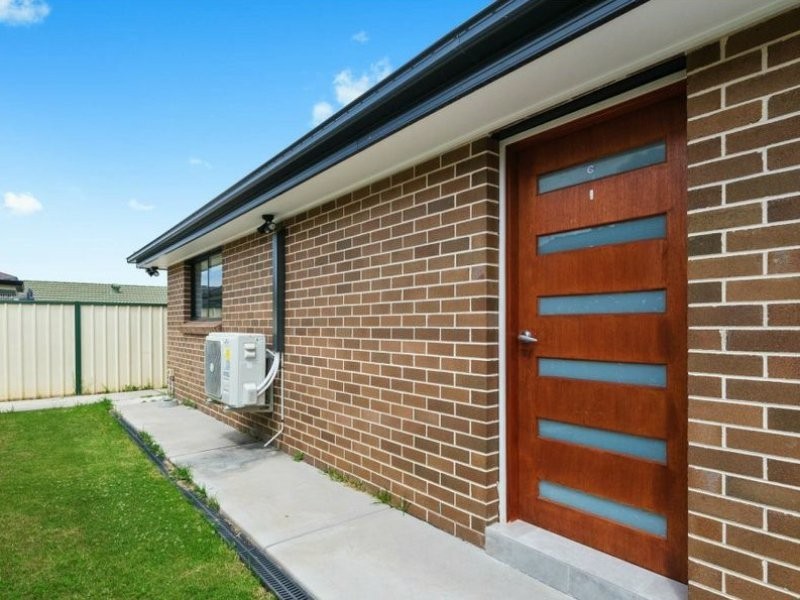 32 Ryder Road, Greenfield Park NSW 2176