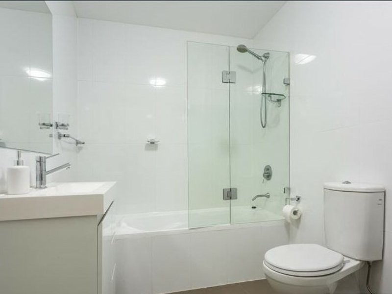 28/2 Kurrajong Road, Casula NSW 2170