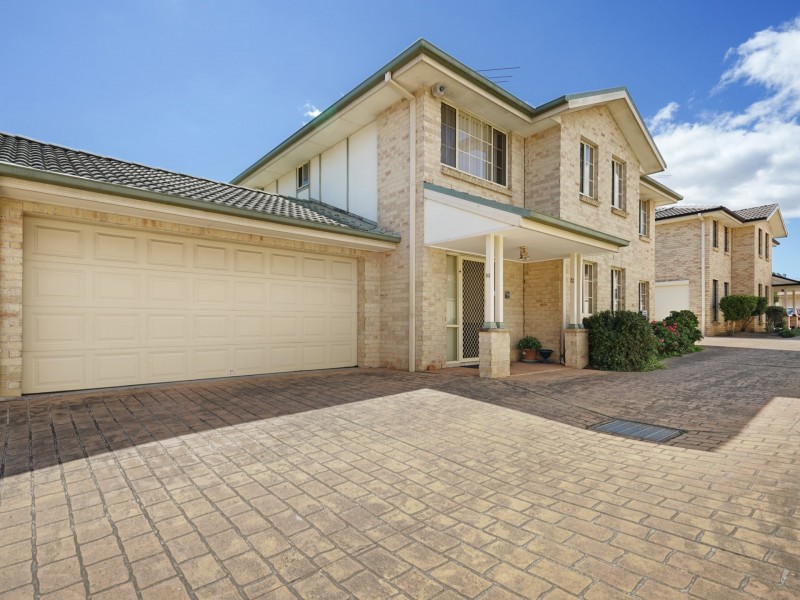 32 Verbena Avenue, Casula NSW 2170