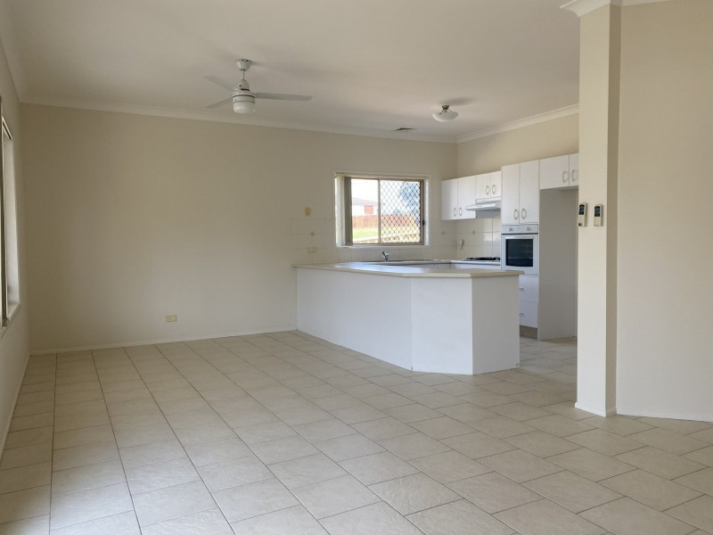 16 McCubbin Place, Casula NSW 2170