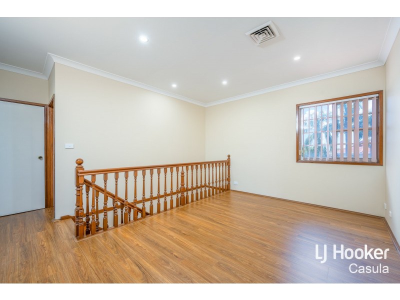 6 Toona Place, Bossley Park NSW 2176