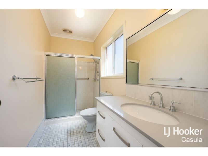 6 Toona Place, Bossley Park NSW 2176