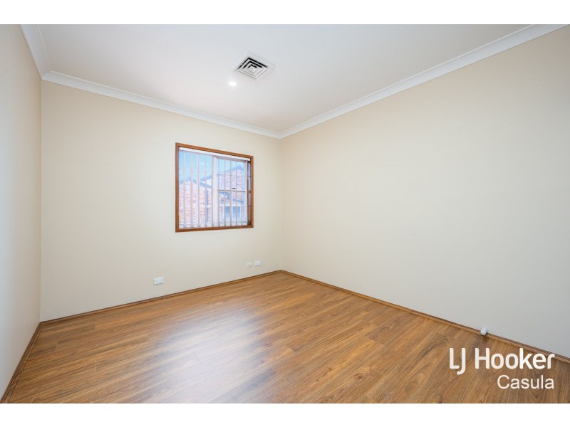 6 Toona Place, Bossley Park NSW 2176