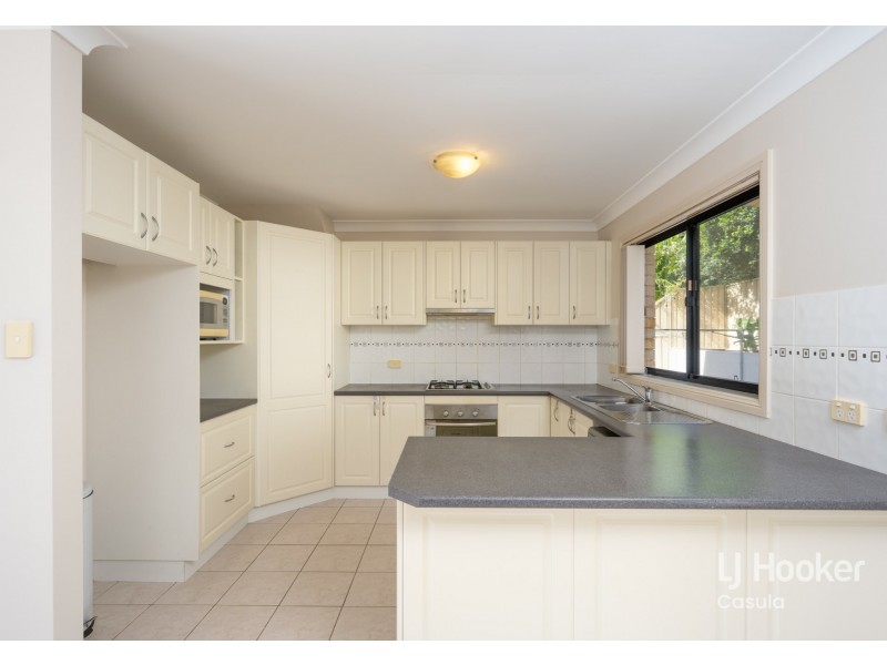 11/8 Boldrewood Avenue, Casula NSW 2170