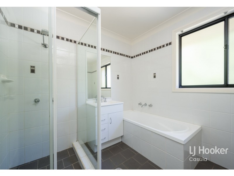 11/8 Boldrewood Avenue, Casula NSW 2170