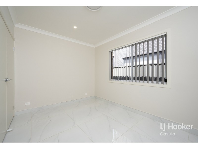 37 Willowdale Drive, Denham Court NSW 2565