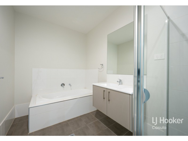 37 Willowdale Drive, Denham Court NSW 2565