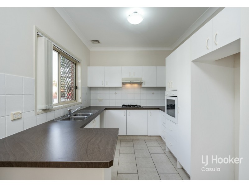 14 McCubbin Place, Casula NSW 2170
