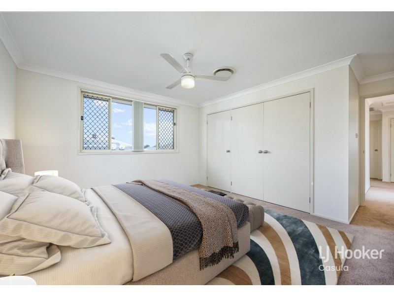 14 McCubbin Place, Casula NSW 2170