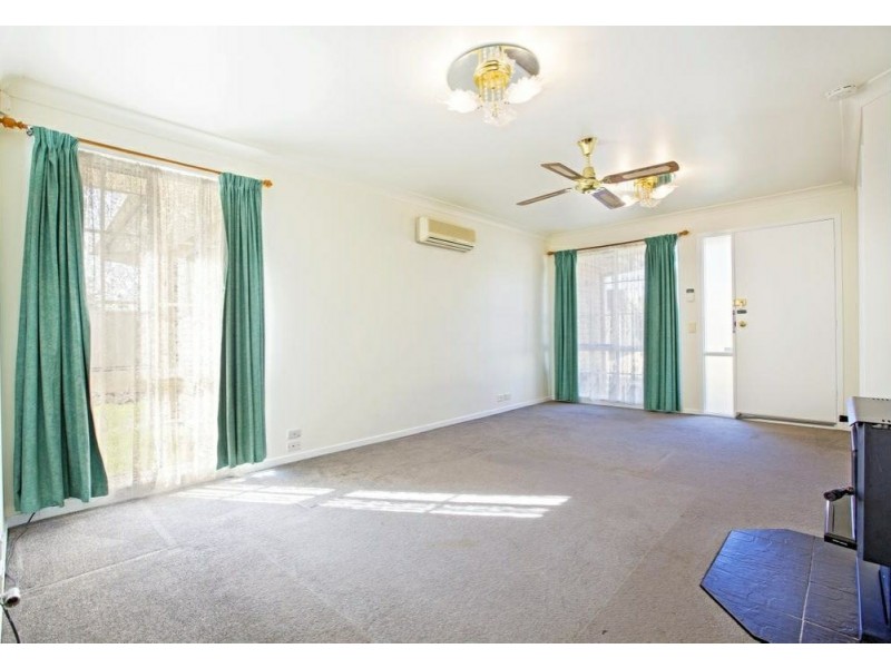 9 Dorado Place, Hinchinbrook NSW 2168