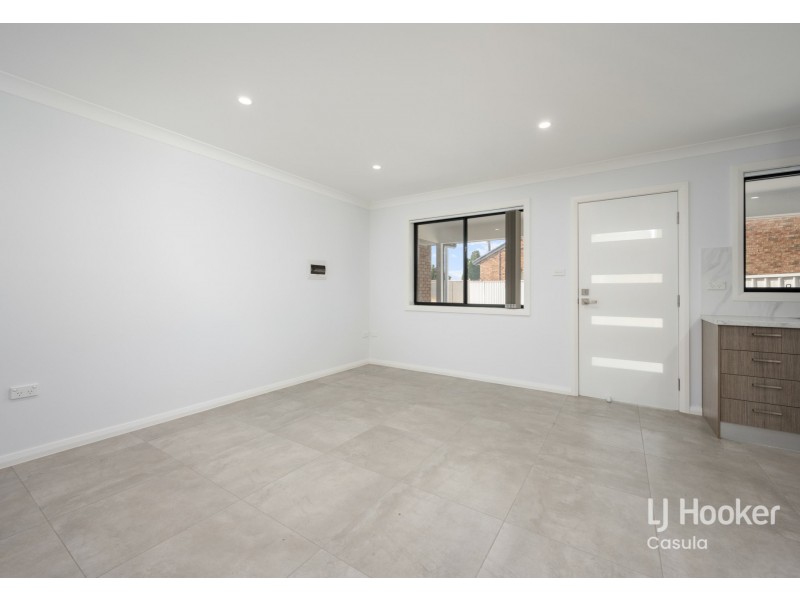 6A Toona Place, Bossley Park NSW 2176