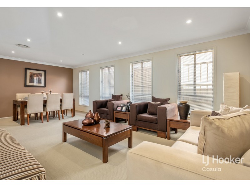 27 Geraldton Street, Prestons NSW 2170