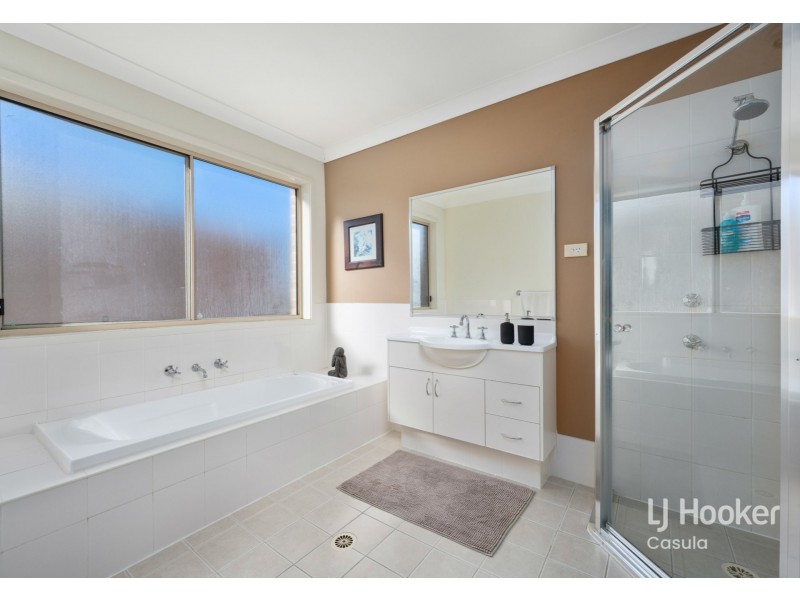 27 Geraldton Street, Prestons NSW 2170