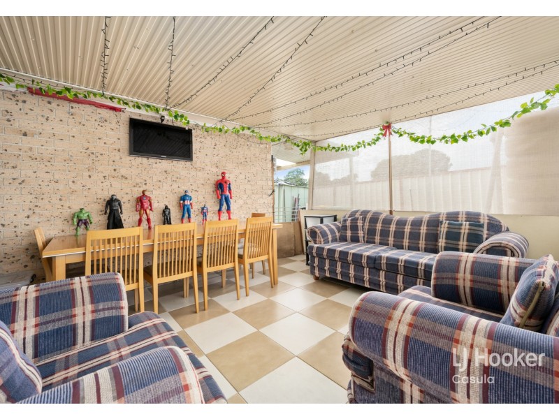 7 Ashwick Circuit, St Clair NSW 2330