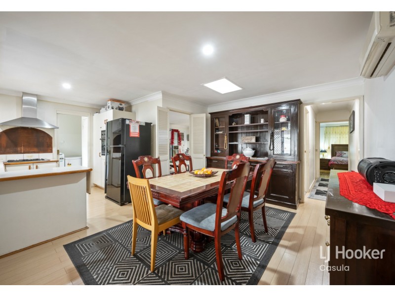 7 Ashwick Circuit, St Clair NSW 2330