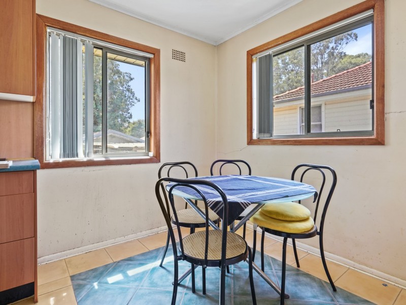 39 Cartwright Avenue, Busby NSW 2168