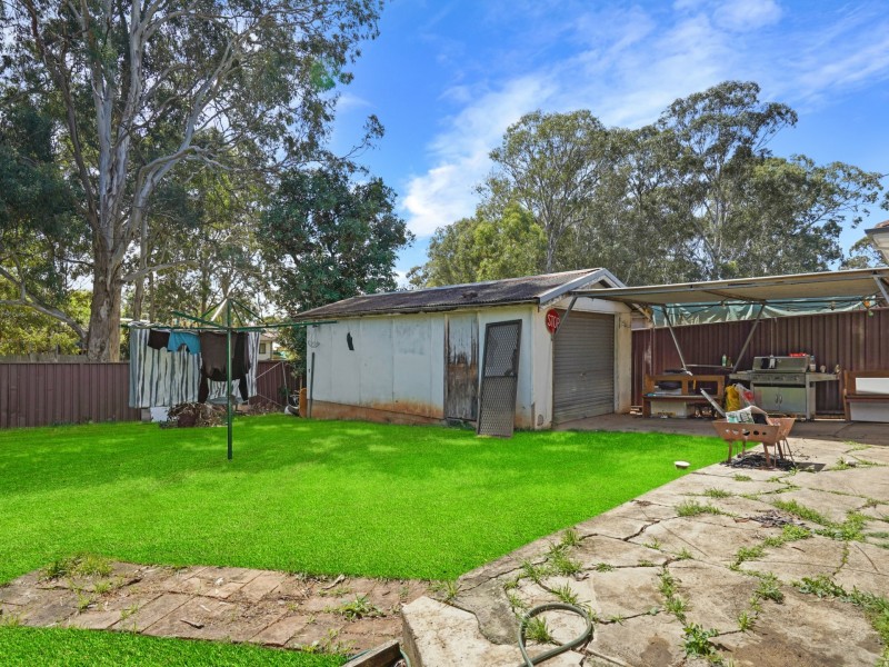 39 Cartwright Avenue, Busby NSW 2168