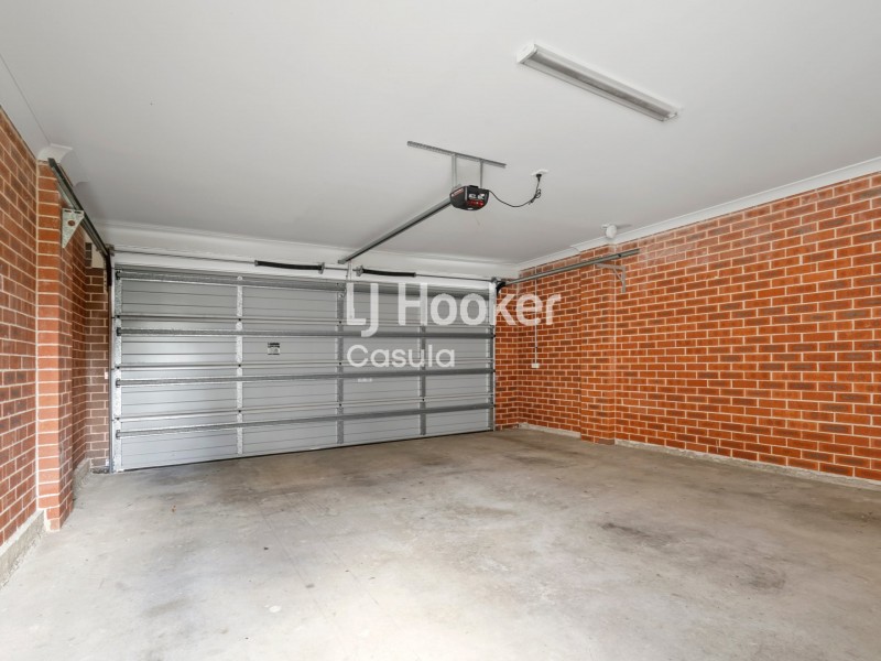 1 Morley Place, Glenfield NSW 2167