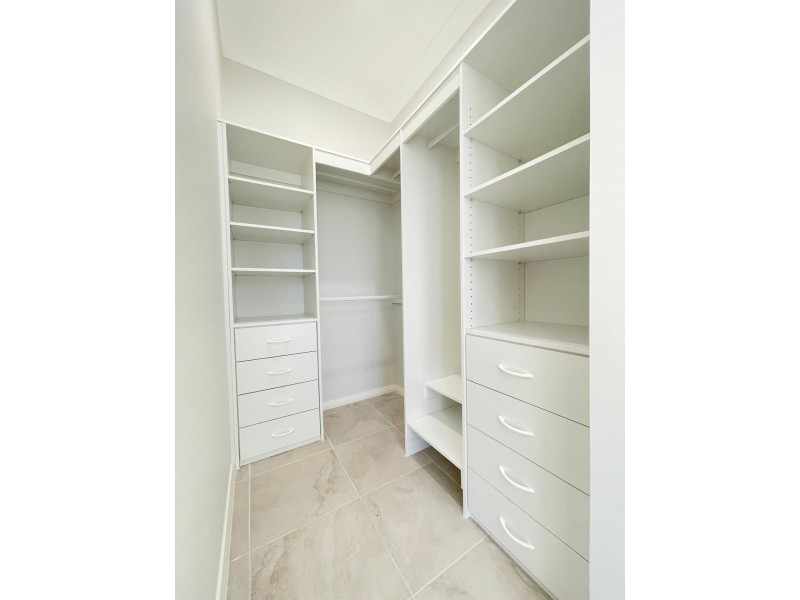 1 Jervis Street, Gregory Hills NSW 2557