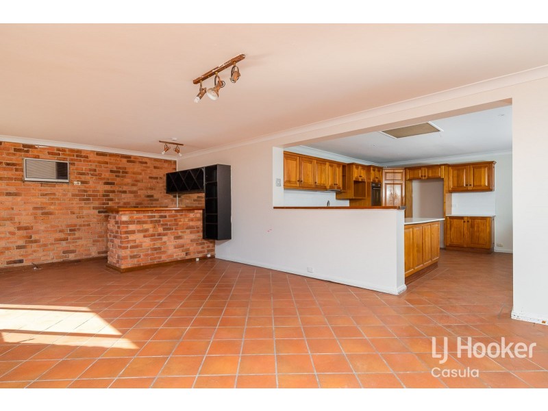 8 Grevillea Crescent, Prestons NSW 2170