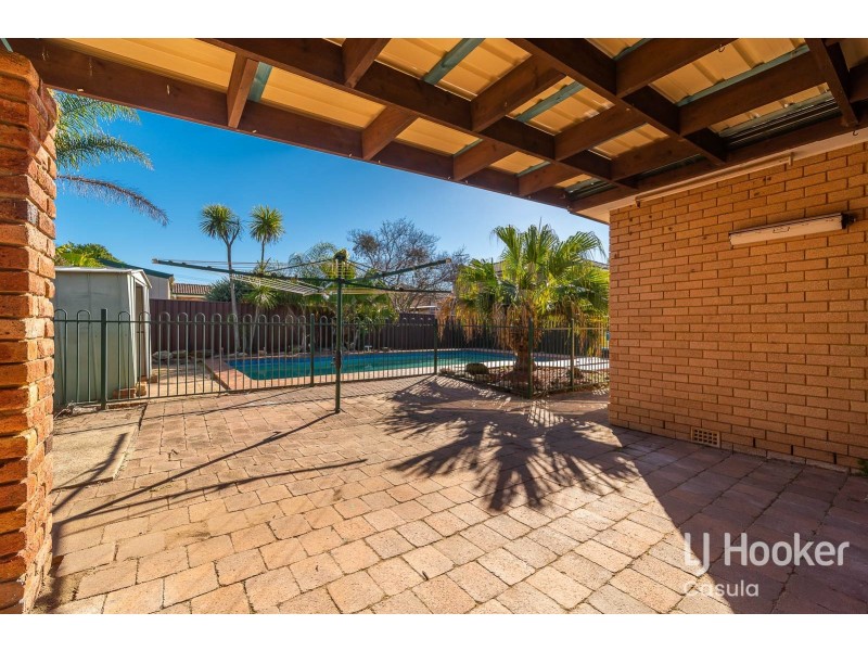 8 Grevillea Crescent, Prestons NSW 2170